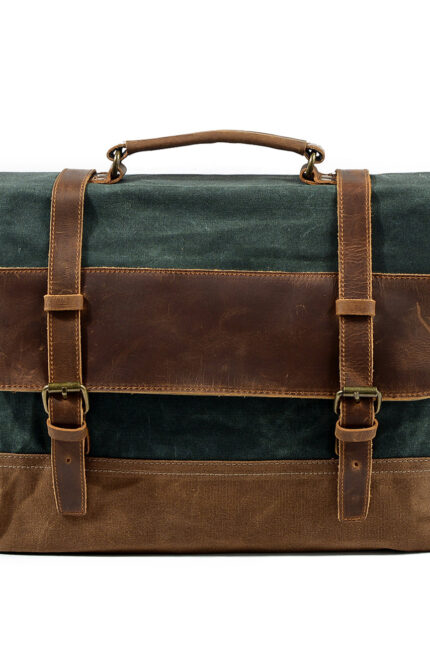 Waxed Canvas Messenger Bag | WINNIPEG